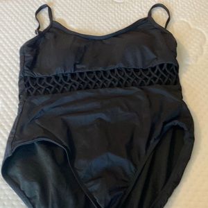 Women’s one piece bathing suit